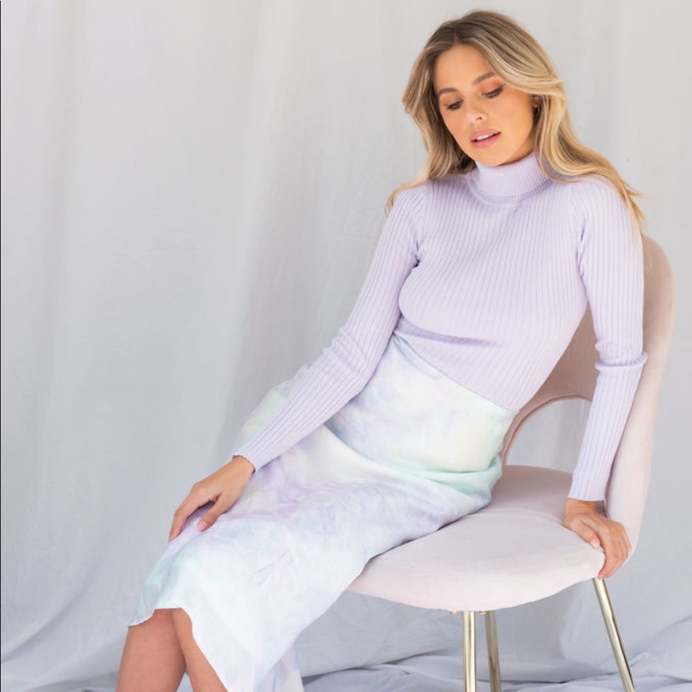 COPY - Lilac crop turtleneck